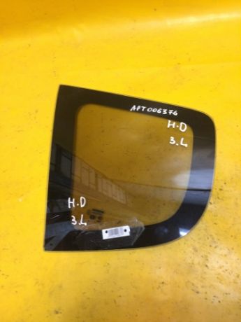 zadnee-steklo-honda-jazz-zadniaia-levaia-fortocka-art-12273-big-0