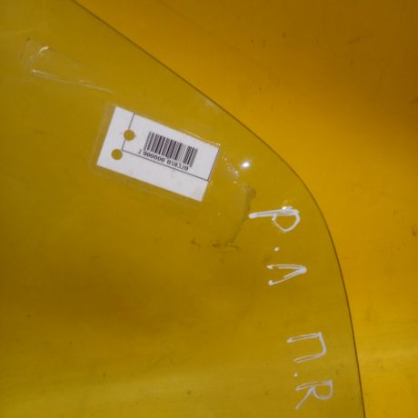 steklo-dveri-perednei-pravoi-renault-logan-art-12983-big-1