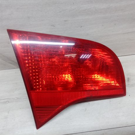 fonar-zadnii-levyi-audi-a4-b7-art-13252-big-0