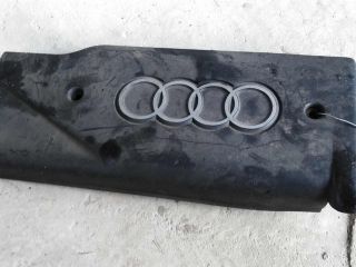 kryska-klapannaia-pravaia-audi-a8-d2-art-18604