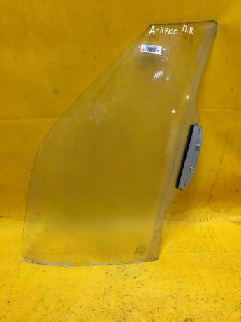 steklo-dveri-perednee-pravoe-daewoo-nexia-art-13785-big-0