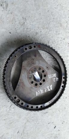 venec-zubcatyi-maxovika-audi-a8-d2-art-18612-big-0