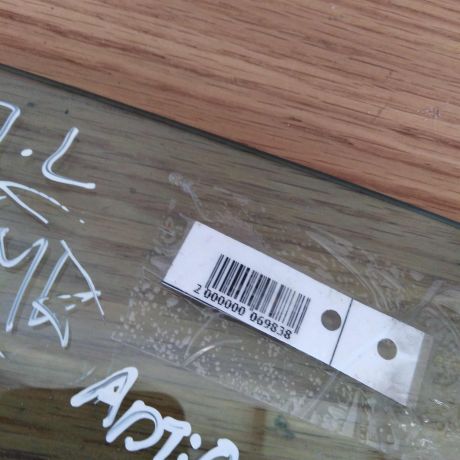 steklo-dveri-perednee-mazda-6-gg-art-15317-big-1