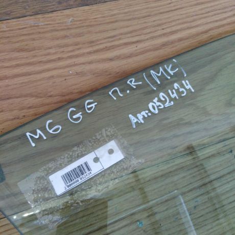 steklo-dveri-perednee-mazda-6-gg-art-15318-big-1