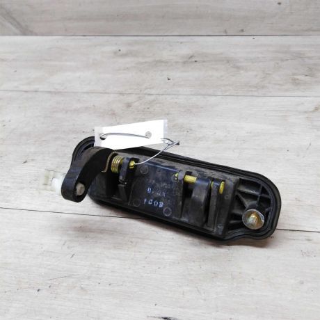 rucka-otkryvaniia-bagaznika-mazda-323-art-15660-big-2