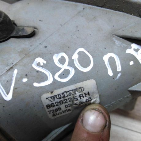fara-protivotumannaia-pravaia-volvo-s80-art-16038-big-3