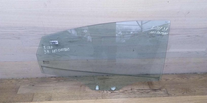 steklo-zadnee-pravoe-hyundai-solaris-art-16579-big-0