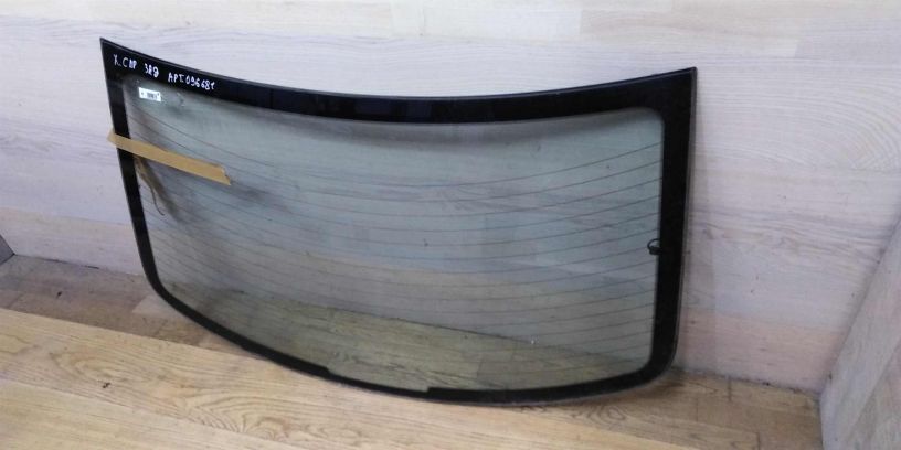 steklo-zadnee-hyundai-solaris-art-16907-big-2