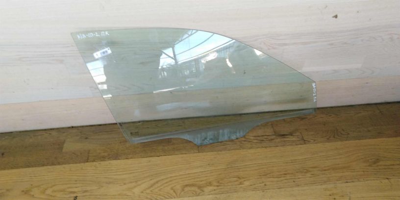 steklo-dveri-perednee-pravoe-kia-spectra-art-17150-big-0