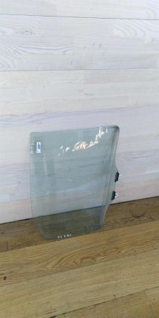 steklo-dveri-zadnee-pravoe-mitsubishi-lancer-9-art-17338-big-0