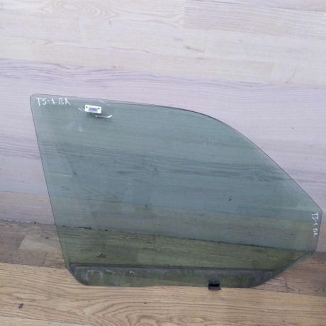 steklo-perednei-pravoi-dveri-volkswagen-transporter-t5-art-17373-big-0