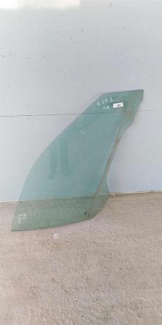 steklo-dveri-perednee-pravoe-bmw-e39-art-18327-big-0