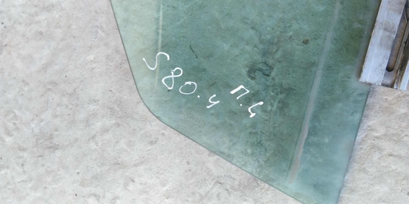 steklo-dveri-perednee-levoe-volvo-s80-art-18600-big-2