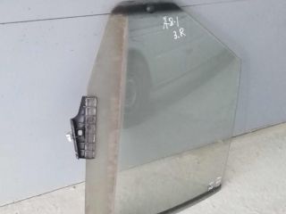 steklo-dveri-zadnee-pravoe-audi-a8-d2-art-18662