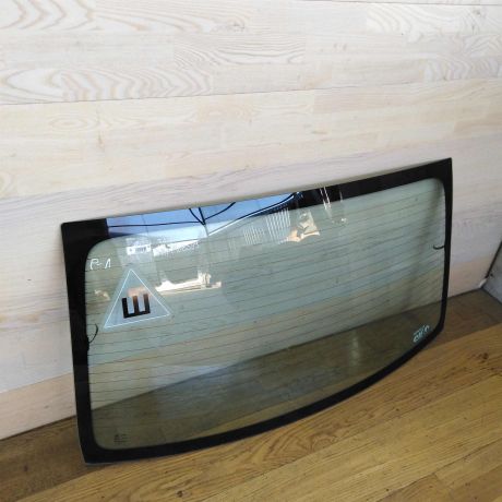 steklo-zadnee-renault-logan-art-19588-big-0