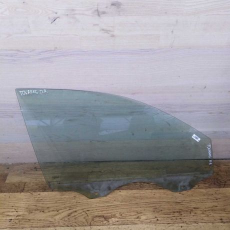 steklo-dveri-perednee-volkswagen-touareg-art-19979-big-0