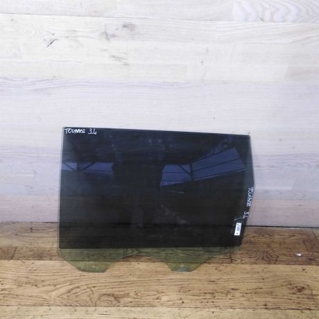 steklo-zadnee-levoe-volkswagen-touareg-art-19981-big-0