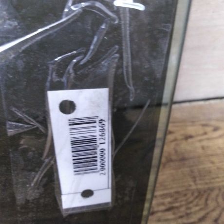 steklo-zadnee-levoe-volkswagen-touareg-art-19981-big-1