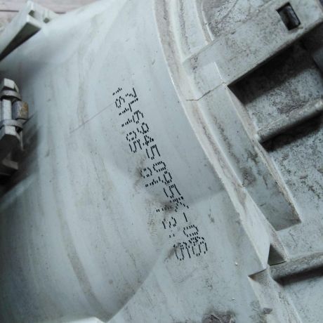 fonar-zadnii-levyi-volkswagen-touareg-art-20032-big-3