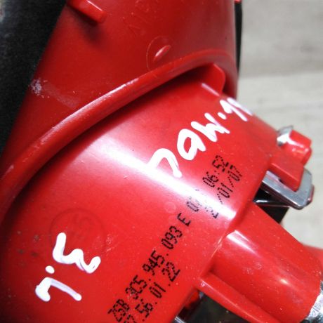 fonar-zadnii-levyi-vnutrennii-volkswagen-passat-b6-art-20504-big-2