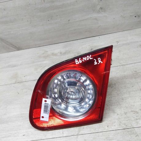 fonar-zadnii-pravyi-vnutrennii-volkswagen-passat-b6-art-20536-big-0