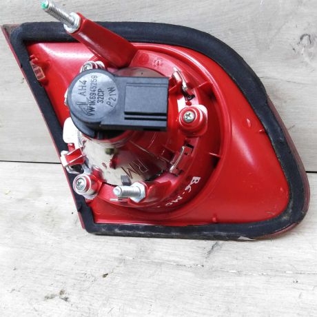 fonar-zadnii-pravyi-vnutrennii-volkswagen-passat-b6-art-20536-big-2