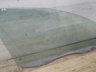 steklo-perednee-pravoe-sedan-volkswagen-passat-b6-art-20830