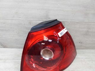 fonar-zadnii-pravyi-volkswagen-golf-5-art-21262