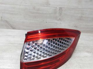 fonar-zadnii-pravyi-ford-mondeo-4-universal-art-22609