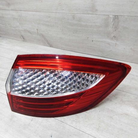 fonar-zadnii-pravyi-ford-mondeo-4-universal-art-22609-big-1