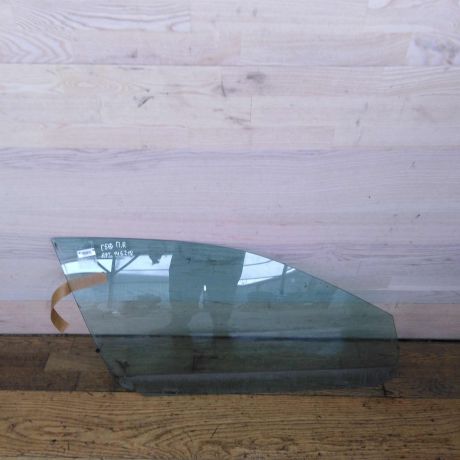 steklo-dveri-perednee-pravoe-volkswagen-golf-5-art-23017-big-0