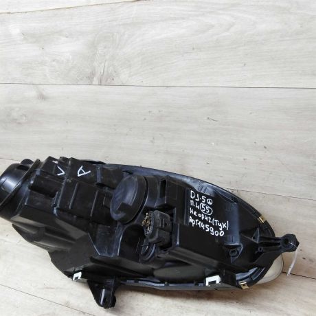 fara-levaia-volkswagen-jetta-5-art-23273-big-2