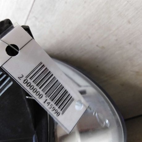 fara-levaia-volkswagen-jetta-5-art-23273-big-1