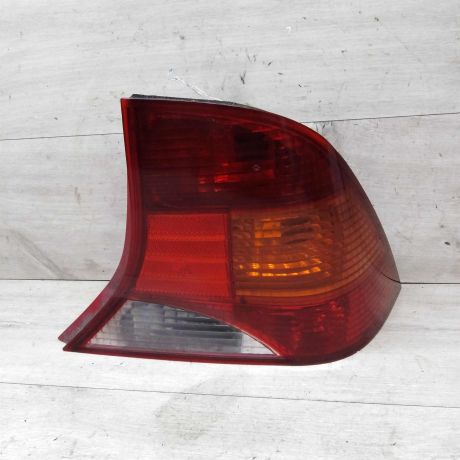 fonar-zadnii-pravyi-ford-focus-art-24036-big-0