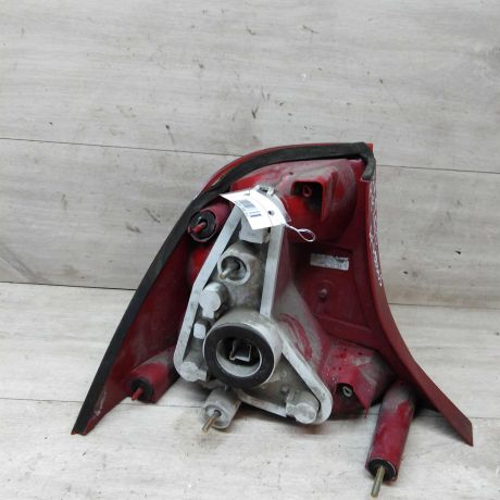 fonar-zadnii-pravyi-ford-focus-art-24036-big-2