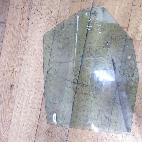 steklo-dveri-zadnei-levoi-volkswagen-jetta-5-art-24064-big-0