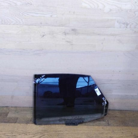 steklo-dveri-zadnee-levoe-audi-a8-d2-art-24157-big-0