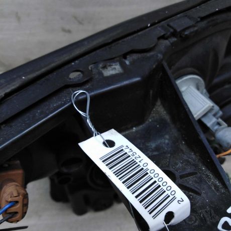 fara-levaia-renault-scenic-1-rest-art-24171-big-1