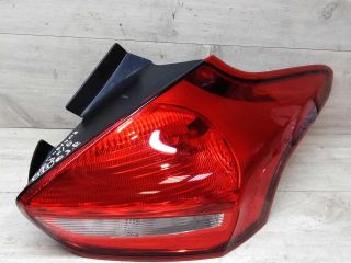 fonar-zadnii-pravyi-ford-focus-3-art-24174
