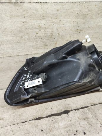 fara-pravaia-lada-granta-defekt-art-24298-big-8