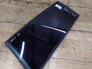 fortocka-zadnei-pravoi-dveri-toyota-rav4-art-24749