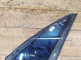 fortocka-zadniaia-pravaia-audi-a8-d2-sedan-art-24751