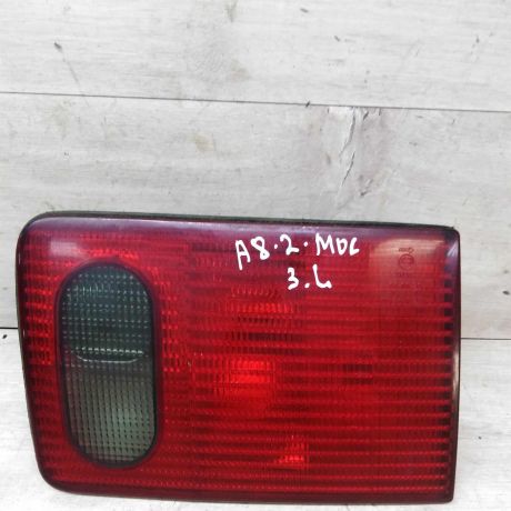 fonar-zadnii-levyi-audi-a8-d2-art-24974-big-0