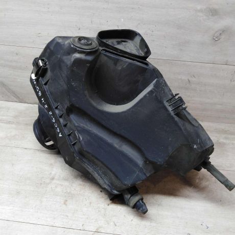 korpus-filtra-audi-a6-c6-art-20318-big-1