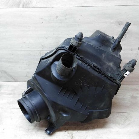 korpus-filtra-audi-a6-c6-art-20318-big-2