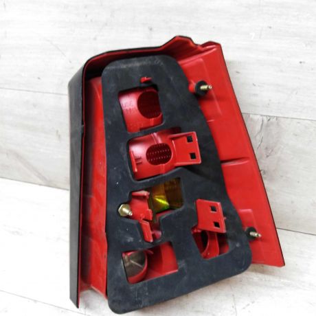 fonar-zadnii-levyi-volkswagen-bora-art-25027-big-2