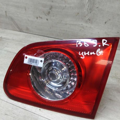 fonar-zadnii-pravyi-volkswagen-passat-b6-universal-art-25192-big-0