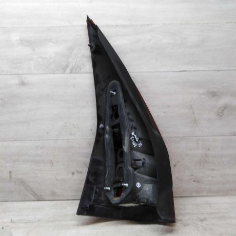 fonar-zadnii-pravyi-renault-megane-2-universal-art-25200-big-1