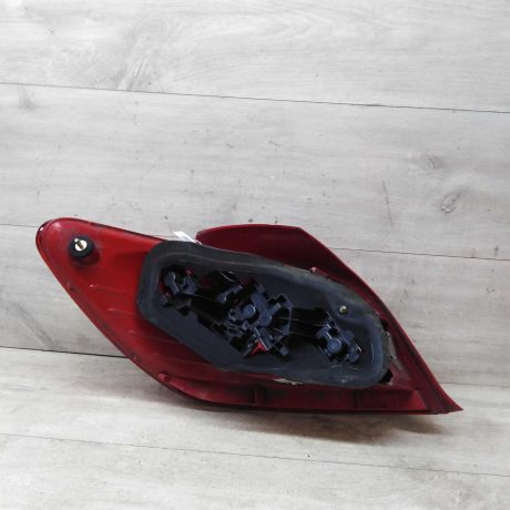 fonar-zadnii-pravyi-peugeot-307-art-25213-big-1