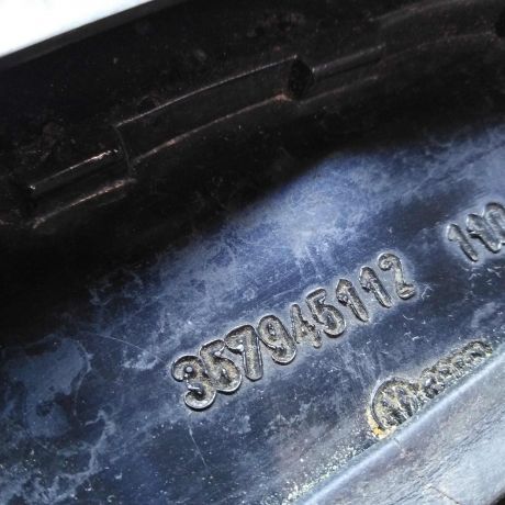 fonar-zadnii-pravyi-volkswagen-passat-b3-art-25303-big-1